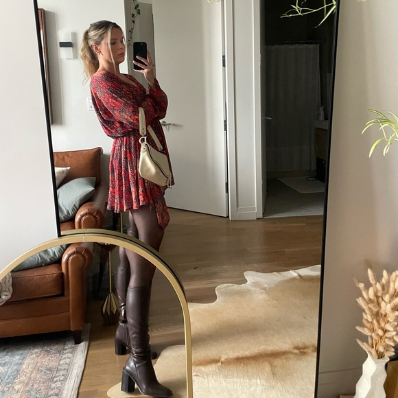 SOLD - Picture 4 of 8